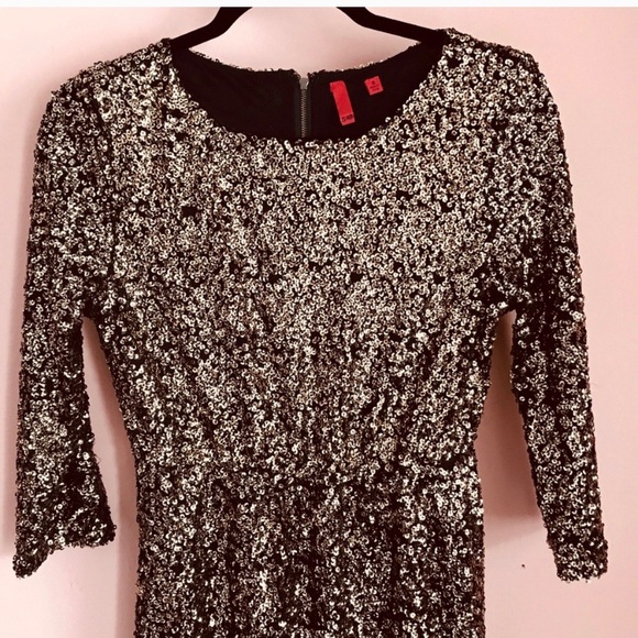 5|48 SAKS 5th avenue sequin dress/ Size S - Picture 2 of 6